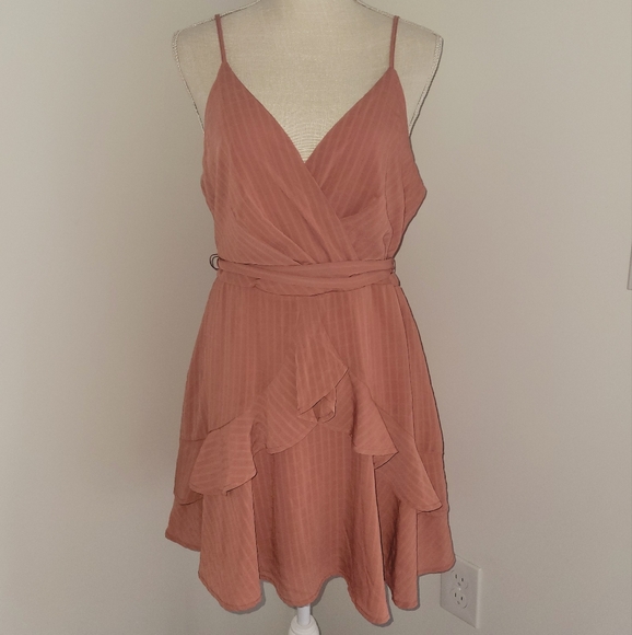 Peach Ruffled Mini Dress - Picture 2 of 8